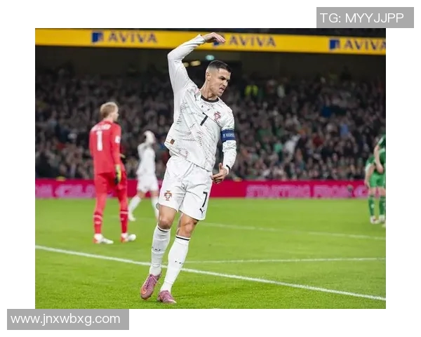 红牌最多的足球明星揭秘他们的职业生涯为何如此多次被罚下