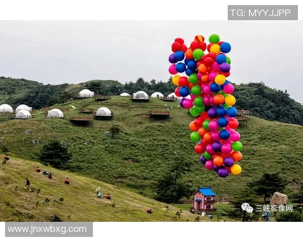 足球明星挑战芒果踢球趣味视频引发网友热议与欢笑 足球明星挑战芒果踢球趣味视频引发网友热议与欢笑